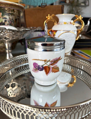 Porcelain egg coddler with - porcelain,