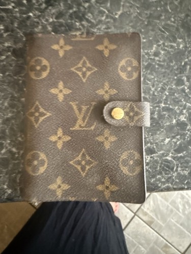 Louis vuitton agenda - louis, ring