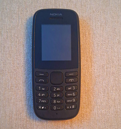 Nokia 105 phone - phone, black
