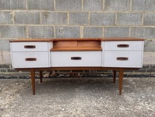 Schreiber Mid Century Dressing