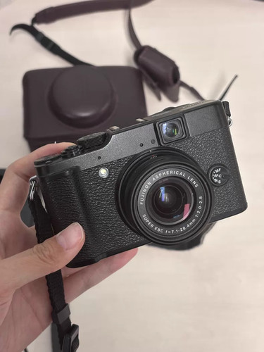 Fujifilm x10 12mp digital - fujifilm,