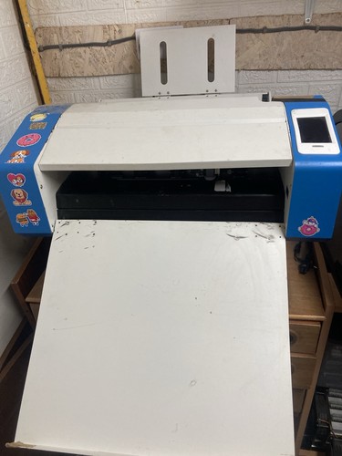 Automatic sticker label - automatic, cutter