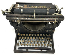 Antique Underwood Standard No