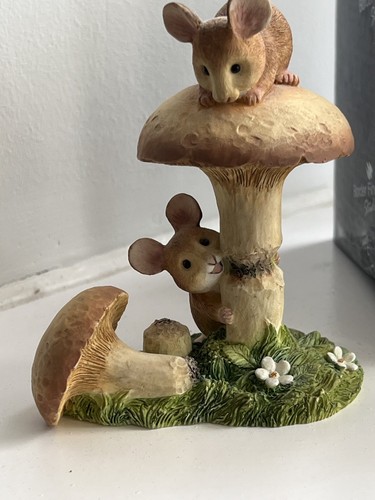 Border fine arts merrie mice - arts,
