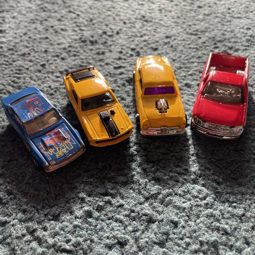 Hot wheels bundle yellow - hot,