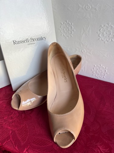 Russell and bromley - russell,