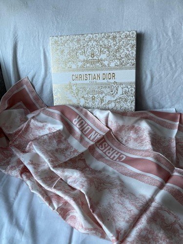 Christian dior 90x90 silk - christian,