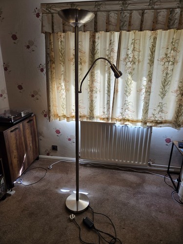 Floor standing uplighter and - floor,