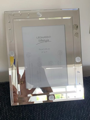 Leonardo lifestyle mirrored - lifestyle,