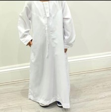 Omani round neck - round, jubbah
