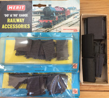 OO Merit Railway Accessories