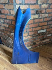 BMW E46 SALOON WING FACELIFT 03-05 DRIVER SIDE ESTORIL BLUE NEW WING DAMAGED