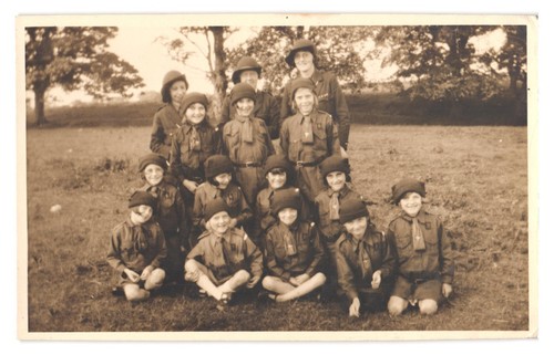 Vintage 1930s brownie - 1930s,