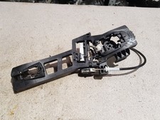 2013 Ford Fiesta mk7 Front Door Handle Bracket Clamp Driver  Side