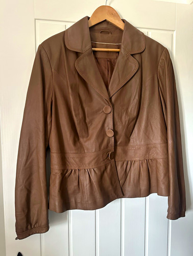 Marks spencer autograph - &,