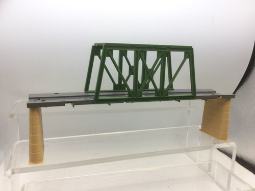 Hornby r657 gauge girder - oo,