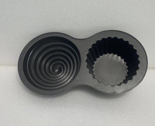 Wilton giant cupcake cake pan - wilton,