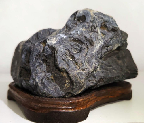 Japanese suiseki viewing stone - suiseki,