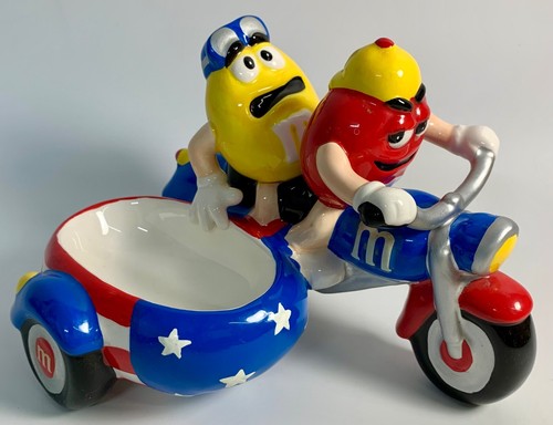 Motorcycle w sidecar - w/,