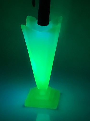 Uranium glass vase - uranium,