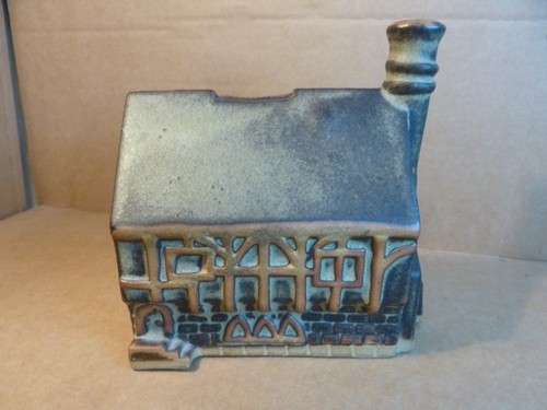 Tremar pottery money - pottery, box