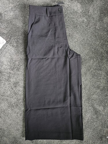 Bnwt simply black - be,