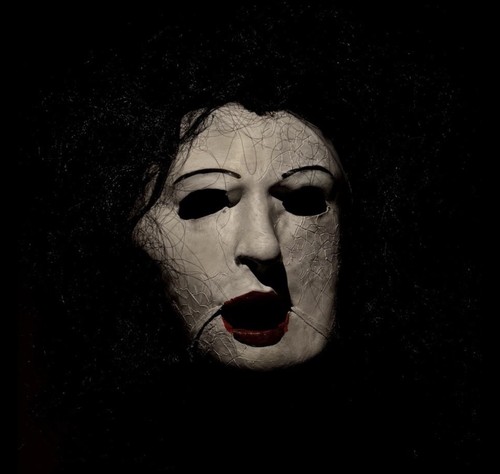 Tourist trap horror film - horror,