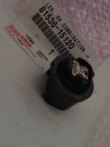 Genuine toyota yaris - toyota,