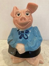 Lady Hillary, Nat West Piggy