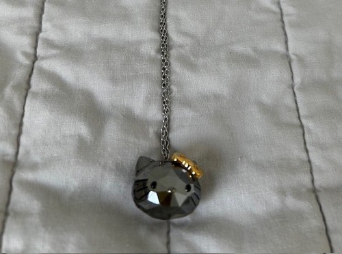 Swarovski hello kitty - x,