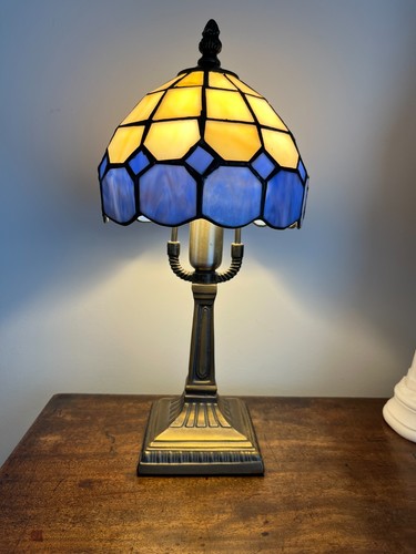 Tiffany style lamp - style, tested
