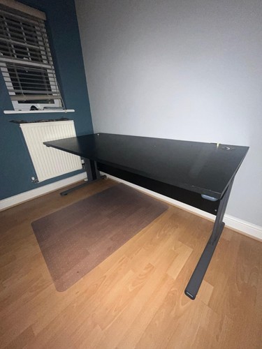 Large desk black - desk,