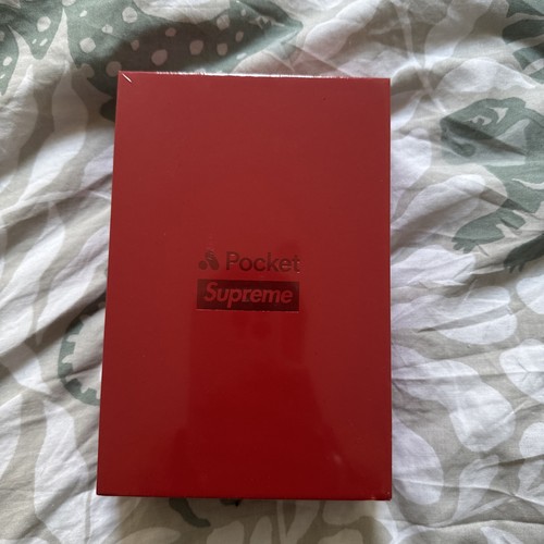 Supreme analogue pocket red - supreme,