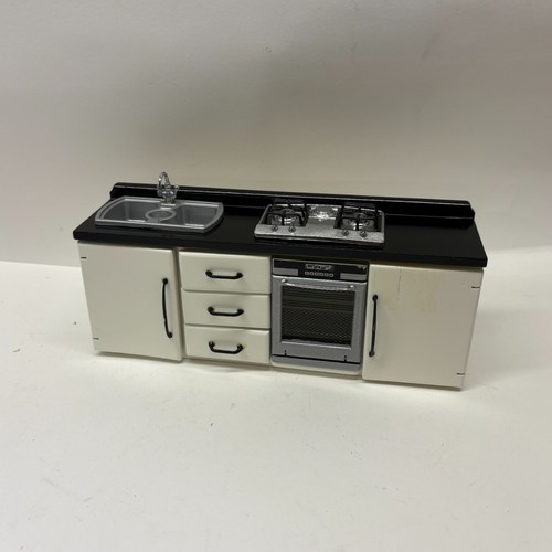 12th scale dolls house - scale,