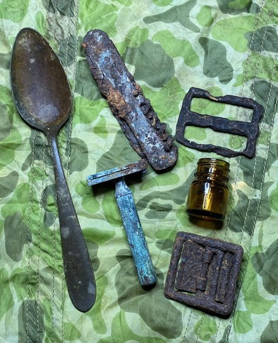 Ww2 foxhole relics lot - us,
