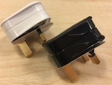 13AMP UK 3 PIN FUSED BLACK /