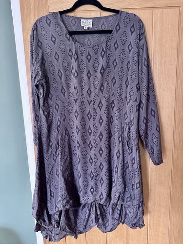 Masai grey geometric scoop - masai,
