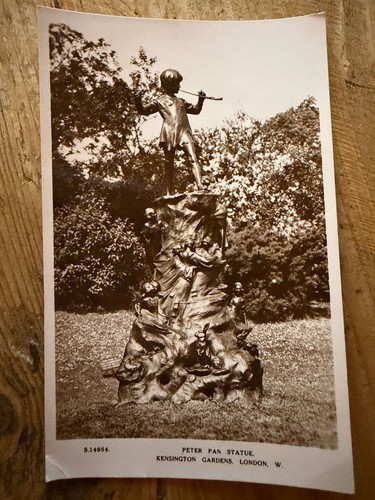 Peter pan statue - statue, kensington