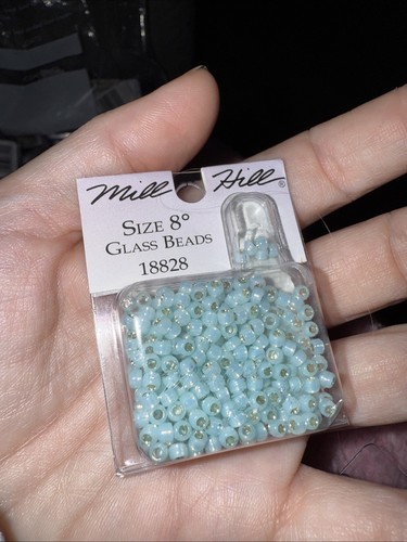 Mill hill size glass - size,