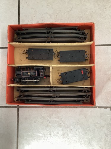 Hornby train tank goods - train,