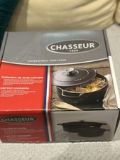 Chasseur 28cm 6.1L 6/8 persons
