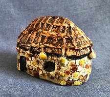 Tey Pottery.  Scottish Black House.
