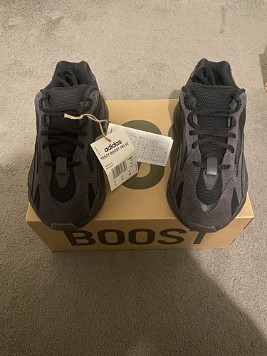 Adidas yeezy boost 700 - adidas,
