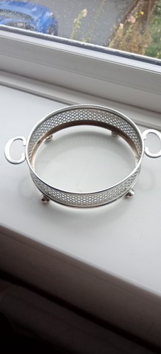 Silver plate casserole trivet - plate,