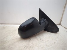 2003 CHRYSLER Voyager Drivers Door Mirror RH