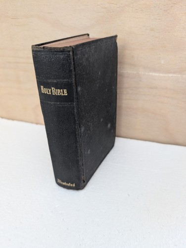 Holy bible illustrated old - bible,