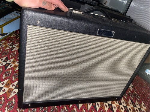 Fender hot rod deluxe - hot, 4