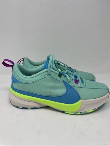 Nike zoom freak 5y - 5,