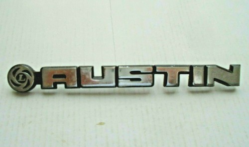 Old metal austin - old, badge