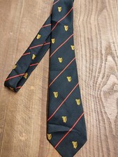 Unbranded Black Red Guinness